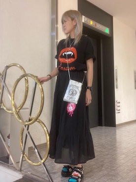 「アイテム（トートバッグ、シルバー系）」を使った、Yukaさん（レディース・155cm）の春コーディネート