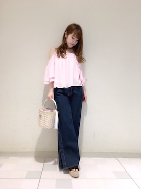 「Supreme.La.La.（シュープリームララ）のアイテム（パンツ）」を使った、Ayaka Hishizakiさん（レディース・156cm）の夏コーディネート