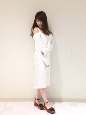 「Supreme.La.La.（シュープリームララ）のアイテム（パンプス）」を使った、Ayaka Hishizakiさん（レディース・156cm）の秋コーディネート