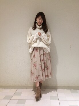 「Supreme.La.La.（シュープリームララ）のアイテム（スカート）」を使った、Ayaka Hishizakiさん（レディース・156cm）の秋コーディネート