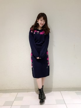 「Supreme.La.La.（シュープリームララ）のアイテム（スカート）」を使った、Ayaka Hishizakiさん（レディース・156cm）の秋コーディネート
