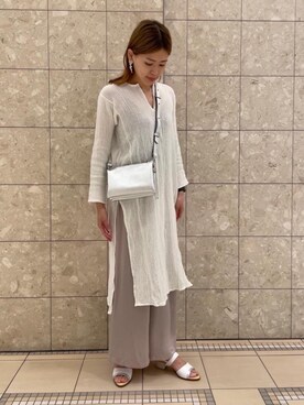「ODETTE E ODILE（オデットエオディール）のLORISTELLA LILY（單肩包、シルバー系）」を使った、西山　オデット エ オディール スタッフさん（レディース・163cm）の春コーディネート