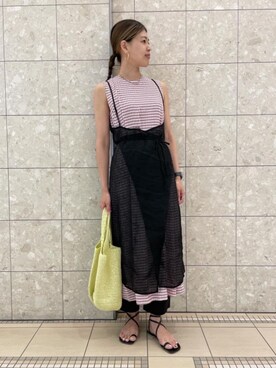 「ODETTE E ODILE（オデットエオディール）のOID ラップベルト サンダル10↑（涼鞋、ブラック系）」を使った、西山　オデット エ オディール スタッフさん（レディース・163cm）の夏コーディネート