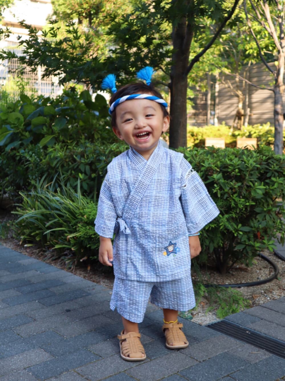 「キッズファッション、おとこのこ、おとこのこーで、男の子コーデ、甚平、むすこーで、息子、男の子、１歳８ヶ月、キッズコーデ」｜「Familiar のアイテム（浴衣、ブルー系）」を使った、kotaroさん（キッズ・70cm）の夏コーディネートの1枚目の写真