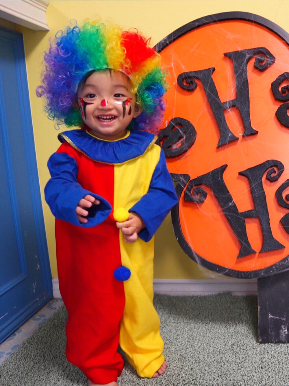 「wearhalloween2018、仮装、ハロウィンコーデ、男の子、息子、1歳、1歳11ヶ月、halloween、ピエロ、男の子コーデ」｜「no brandのアイテム（オールインワン・サロペット、その他）」を使った、kotaroさん（キッズ・90cm）の秋コーディネートの1枚目の写真