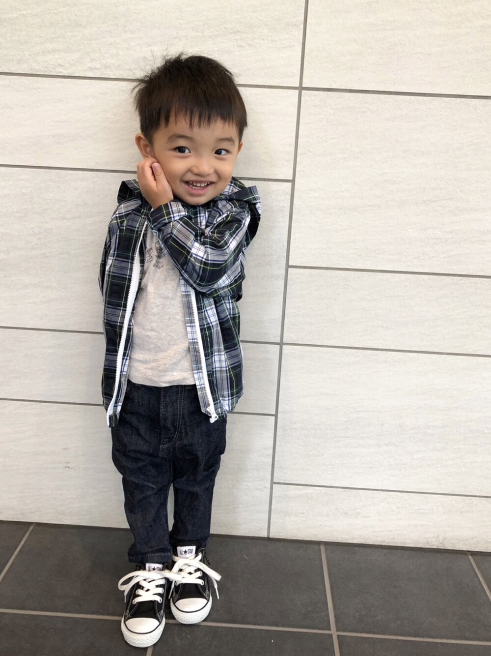 「キッズファッション、キッズコーデ、キッズ、kids、男の子、男の子コーデ、2歳、2歳10ヶ月、おとこのこ、ファミリア」｜「Familiar のアイテム（ジャケット/アウター、ブルー系）」を使った、kotaroさん（キッズ・90cm）の秋コーディネートの1枚目の写真