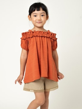 「la poche biscuit（ラポシェビスキュイ）のアイテム（トップス）」を使った、DIL baby&kids shopさん（キッズ・108cm）の春コーディネート