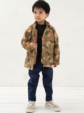 「DILASH（ディラッシュ）のアイテム（ジャケット/アウター）」を使った、DIL baby&kids shopさん（キッズ・110cm）の秋コーディネート