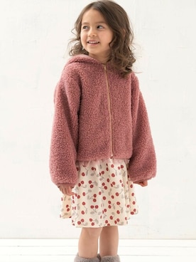 「アイテム（その他アウター、ピンク系）」を使った、DIL baby&kids shopさん（キッズ・107cm）の秋コーディネート