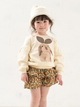 「la poche biscuit（ラポシェビスキュイ）のアイテム（スウェット）」を使った、DIL baby&kids shopさん（キッズ・106cm）の秋コーディネート