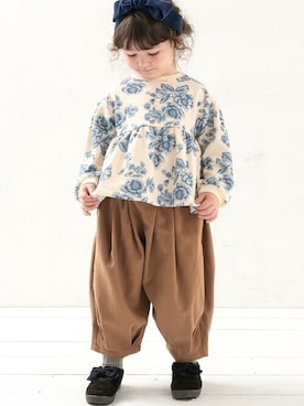 「la poche biscuit（ラポシェビスキュイ）のアイテム（スウェット）」を使った、DIL baby&kids shopさん（キッズ・106cm）の秋コーディネート