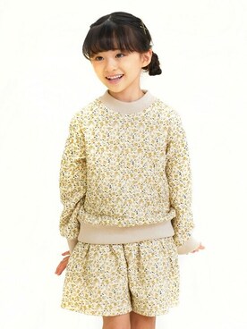 「la poche biscuit（ラポシェビスキュイ）のアイテム（トップス）」を使った、DIL baby&kids shopさん（キッズ・110cm）の秋コーディネート