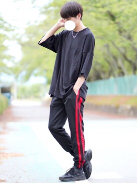 「LEVENDIS（レベンディス）のアイテム（パンツ）」を使った、なおゑさん（メンズ・180cm）の春コーディネート