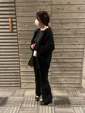 「LOWRYS FARM（ローリーズファーム）の２ＷＡＹバックスリットカーディガン　895727（ニット/セーター、ブラック系）」を使った、rinoさん（レディース・165cm）の冬コーディネート