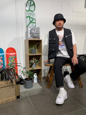 「B'2nd（ビーセカンド）のアイテム（レッグウェア）」を使った、鈴木健之さん（メンズ・180cm）の春コーディネート
