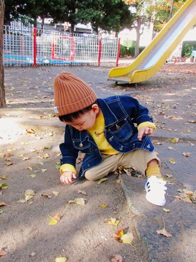 「子供服」｜「アイテム（デニムジャケット）」を使った、ユイユイ88さん（キッズ・61cm）の秋コーディネート