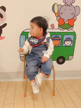 「Champion」｜「アイテム（サロペット/オーバーオール）」を使った、ユイユイ88さん（キッズ・61cm）の秋コーディネート