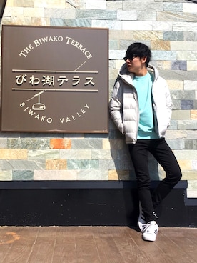 「UNIQLO（ユニクロ）のWOMEN ウルトラストレッチジーンズ（デニムパンツ）」を使った、nissy,さん（メンズ・170cm）の春コーディネート