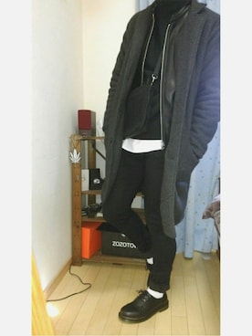 「SEVENDAYS=SUNDAY（セブンデイズサンデイ）のアイテム（チェスターコート）」を使った、Kazukiさん（メンズ・168cm）の冬コーディネート
