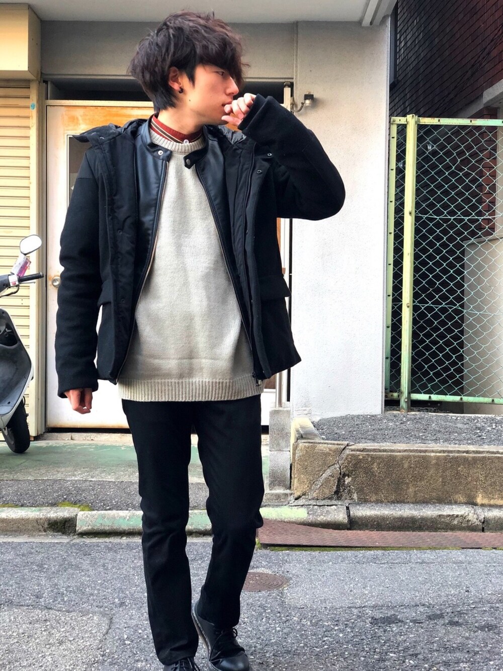 「冬コーデ、古着、黒スキニー、マウンテンパーカー、ライダース、アウターONアウター、ニット、総柄、ootd、nissy」｜「GLOBAL WORKのウールマウンテンパーカー/564445（マウンテンパーカー、ブラック系）」を使った、Yusukeeeeさん（メンズ・168cm）の冬コーディネートの1枚目の写真