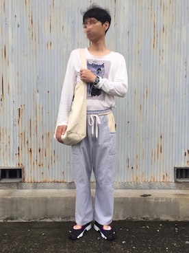 「CONVERSE（コンバース）のアイテム（トートバッグ）」を使った、 な さん（メンズ・174cm）の秋コーディネート