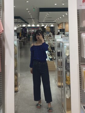 「アイテム（モカシン/デッキシューズ、グリーン系）」を使った、caveinさん（レディース・166cm）の春コーディネート