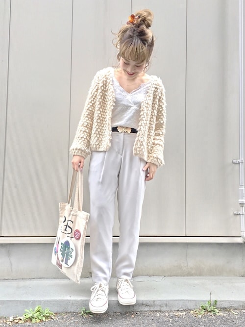 安中亜美さんのコーディネート