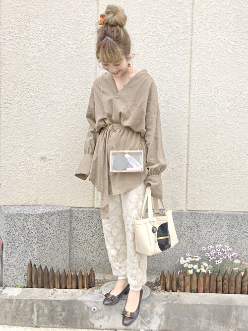 安中亜美さんのコーディネート