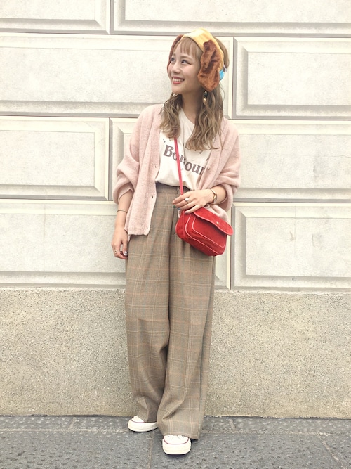 安中亜美さんのコーディネート