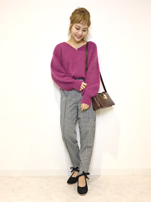 安中亜美さんのコーディネート