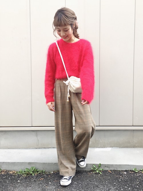 安中亜美さんのコーディネート