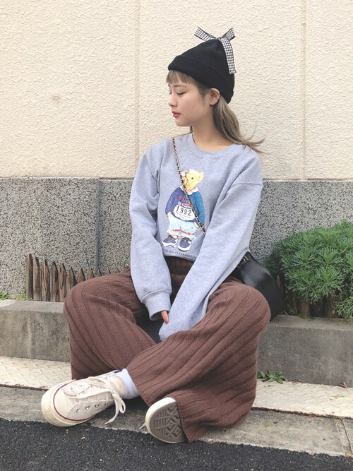 安中亜美さんのコーディネート