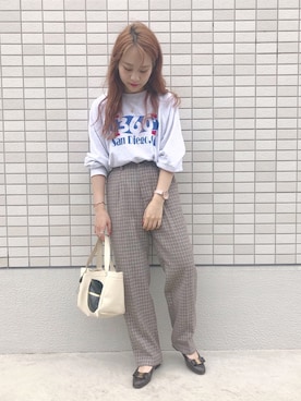 「flower（フラワー）のアイテム（パンツ）」を使った、安中亜美さん（レディース・149cm）の秋コーディネート