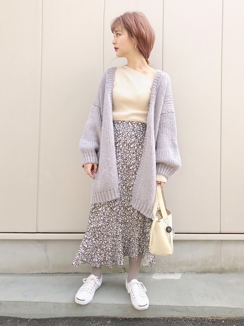 安中亜美さんのコーディネート