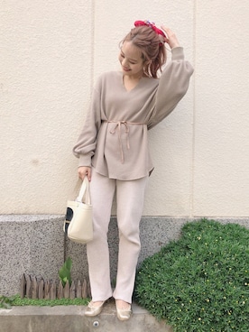「flower（フラワー）のアイテム（パンツ）」を使った、安中亜美さん（レディース・149cm）の春コーディネート