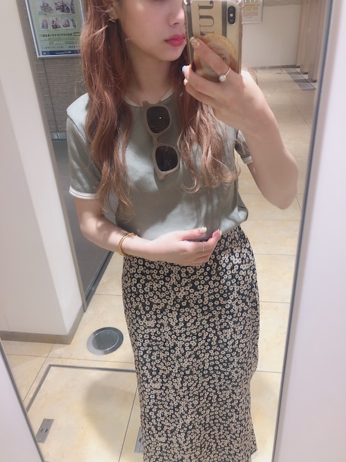 安中亜美さんのコーディネート