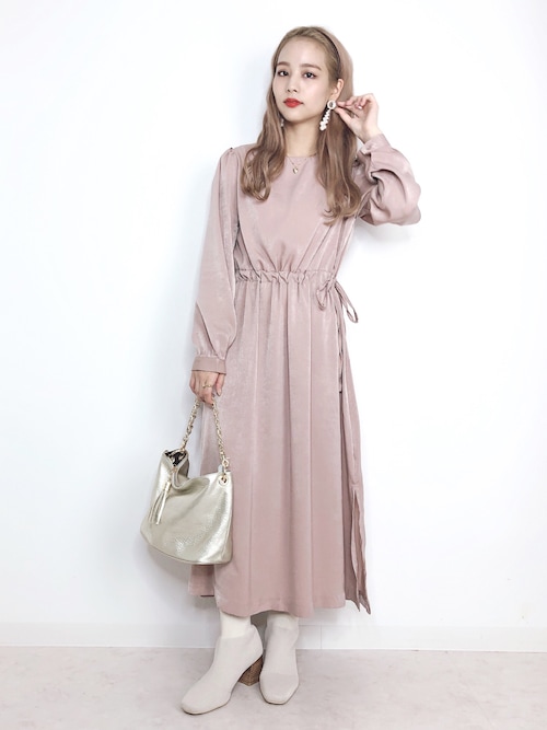 婚活パーティー コーデ