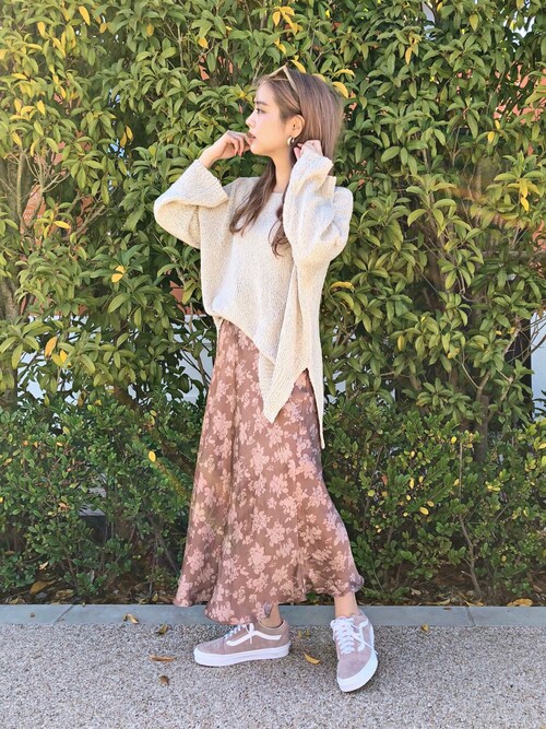 安中亜美さんのコーディネート