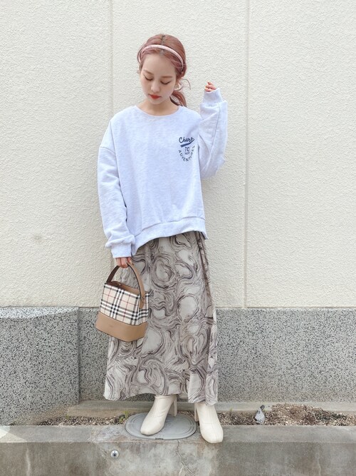 安中亜美さんのコーディネート