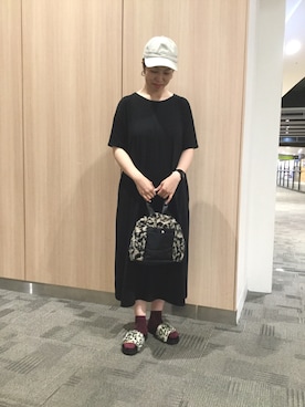 「靴下 × サンダル」｜WAORientalTRaffic幕張さん（レディース・166cm）の秋コーディネート