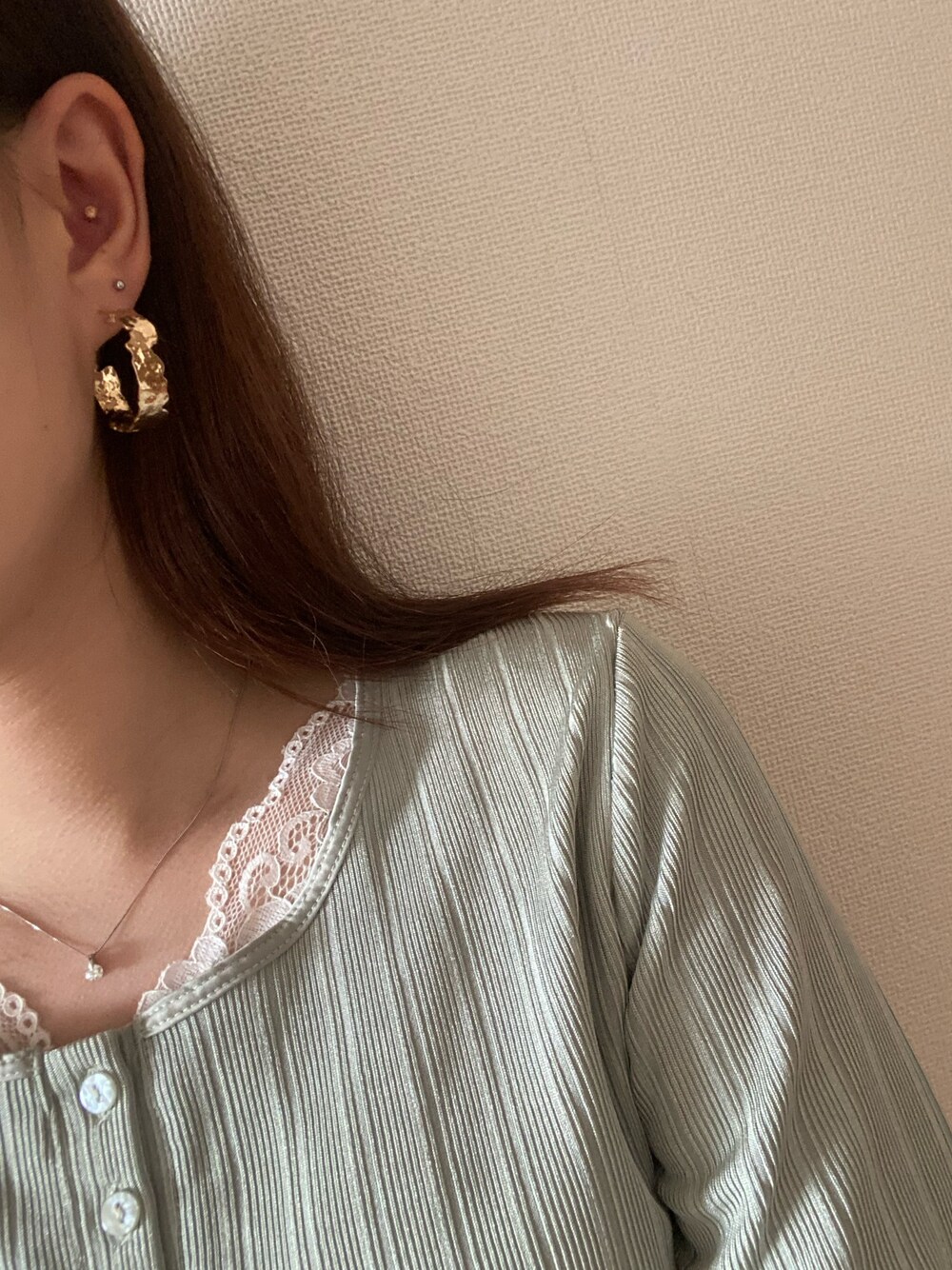 「シンプルコーデ、春コーデ、オトナ女子、今日のコーデ」｜「GUのアイテム（トップス、グリーン系）」を使った、Nazukiさん（レディース・160cm）の春コーディネートの1枚目の写真
