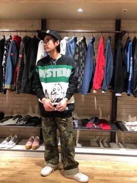 「HYSTERIC GLAMOUR（ヒステリックグラマー）のHYS WHISKY柄 刺繍キャップ（キャップ）」を使った、OHTAKIさん（メンズ・170cm）の春コーディネート