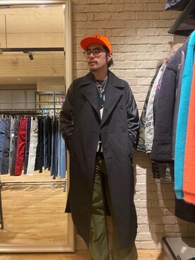「HYSTERIC GLAMOUR（ヒステリックグラマー）のアイテム（トレンチコート）」を使った、OHTAKIさん（メンズ・170cm）の冬コーディネート