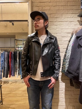 「レザーコーデ」｜「アイテム（キャップ）」を使った、OHTAKIさん（メンズ・170cm）の冬コーディネート