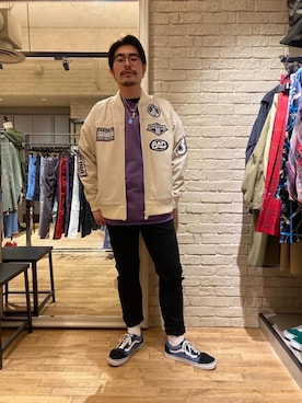 「レザーコーデ」｜「アイテム（ブルゾン）」を使った、OHTAKIさん（メンズ・170cm）の春コーディネート