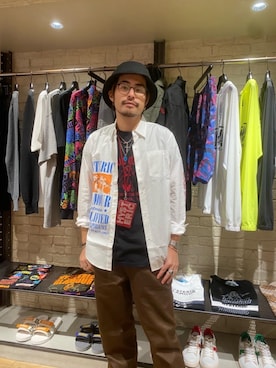 「アイテム（財布、レッド系）」を使った、OHTAKIさん（メンズ・170cm）の夏コーディネート