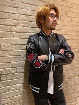 「スタッズ」｜「アイテム（スタジャン）」を使った、OHTAKIさん（メンズ・170cm）の秋コーディネート