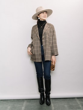 「ELVENCE DEUX（エルベンスドゥ）のアイテム（ジャケット/アウター）」を使った、ELVENCE DEUXさん（レディース・160cm）の秋コーディネート