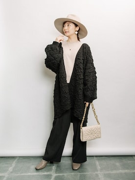 「ELVENCE DEUX（エルベンスドゥ）のアイテム（パンツ）」を使った、ELVENCE DEUXさん（レディース・160cm）の秋コーディネート