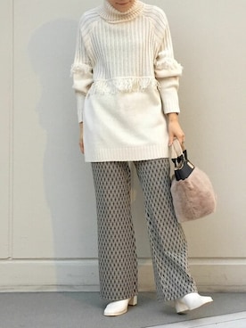 「ELVENCE DEUX（エルベンスドゥ）のアイテム（パンツ）」を使った、ELVENCE DEUXさん（レディース・160cm）の秋コーディネート